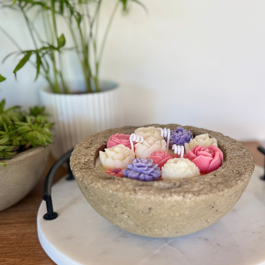 Bougie Artisanale d'Exception en Hypertufa – Fleurie à la Cire d'Olive & Fleur de Coton