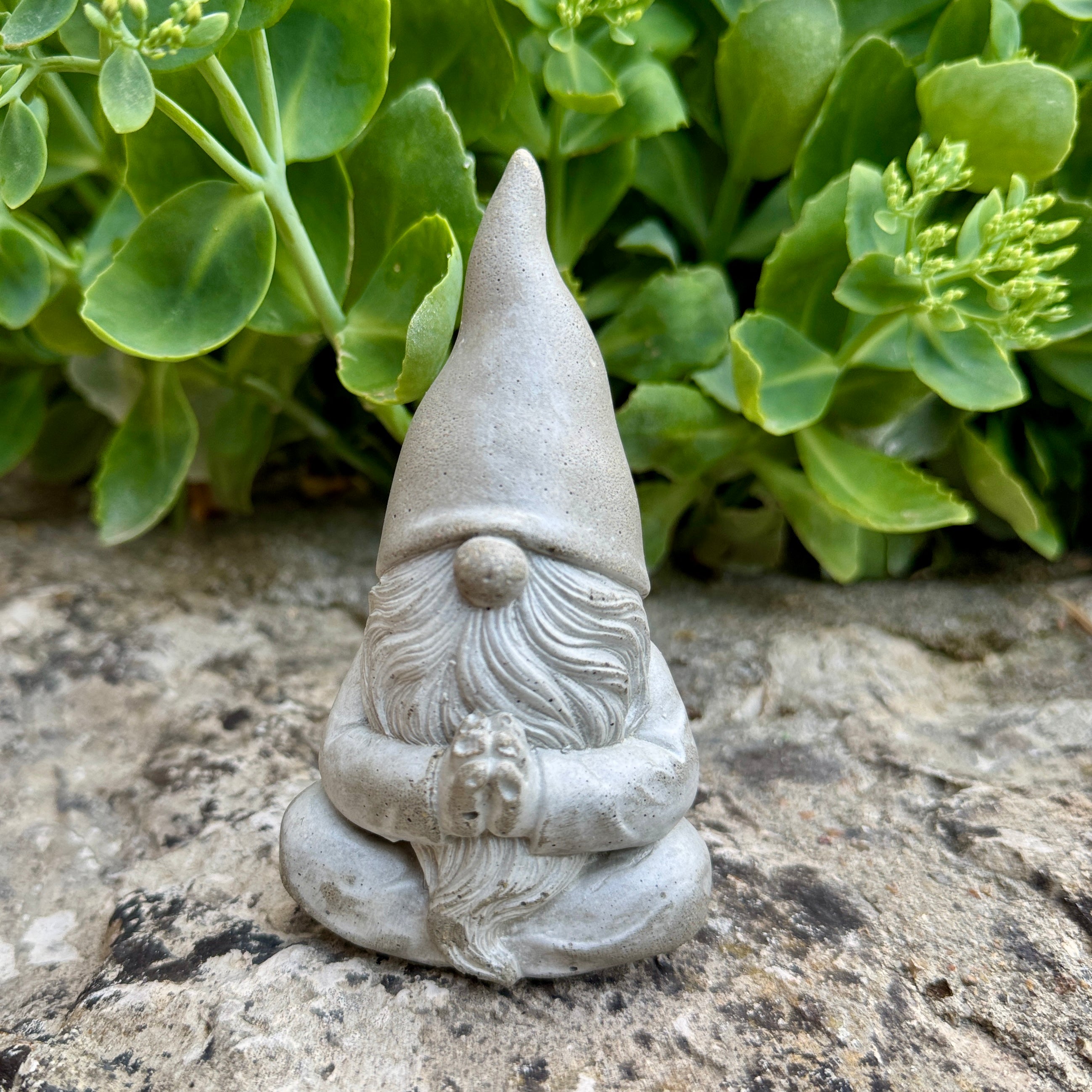 Le gnome Zen en béton