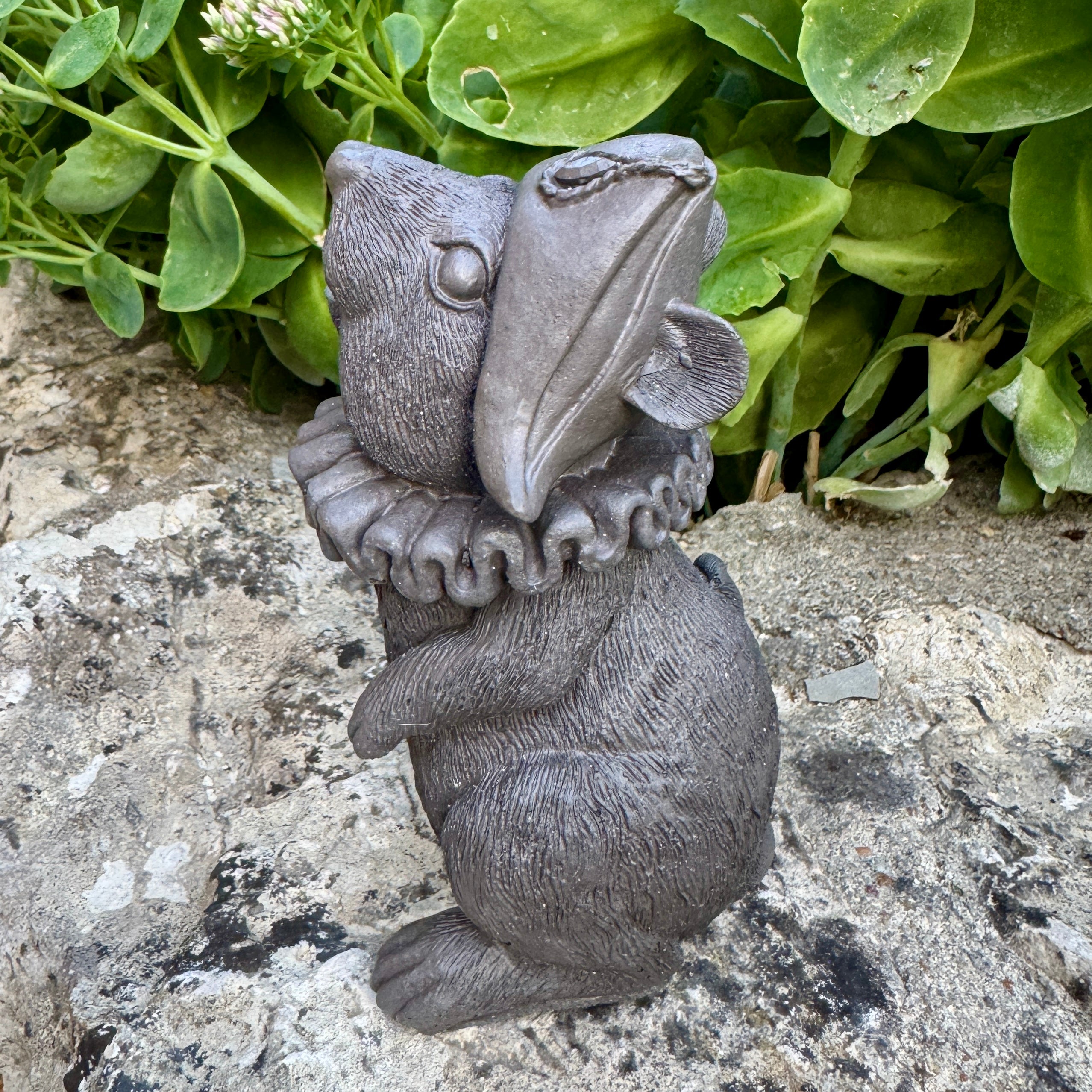 Le rat Aristocrate en béton noir -Décoration charme & cabinet de curiosités