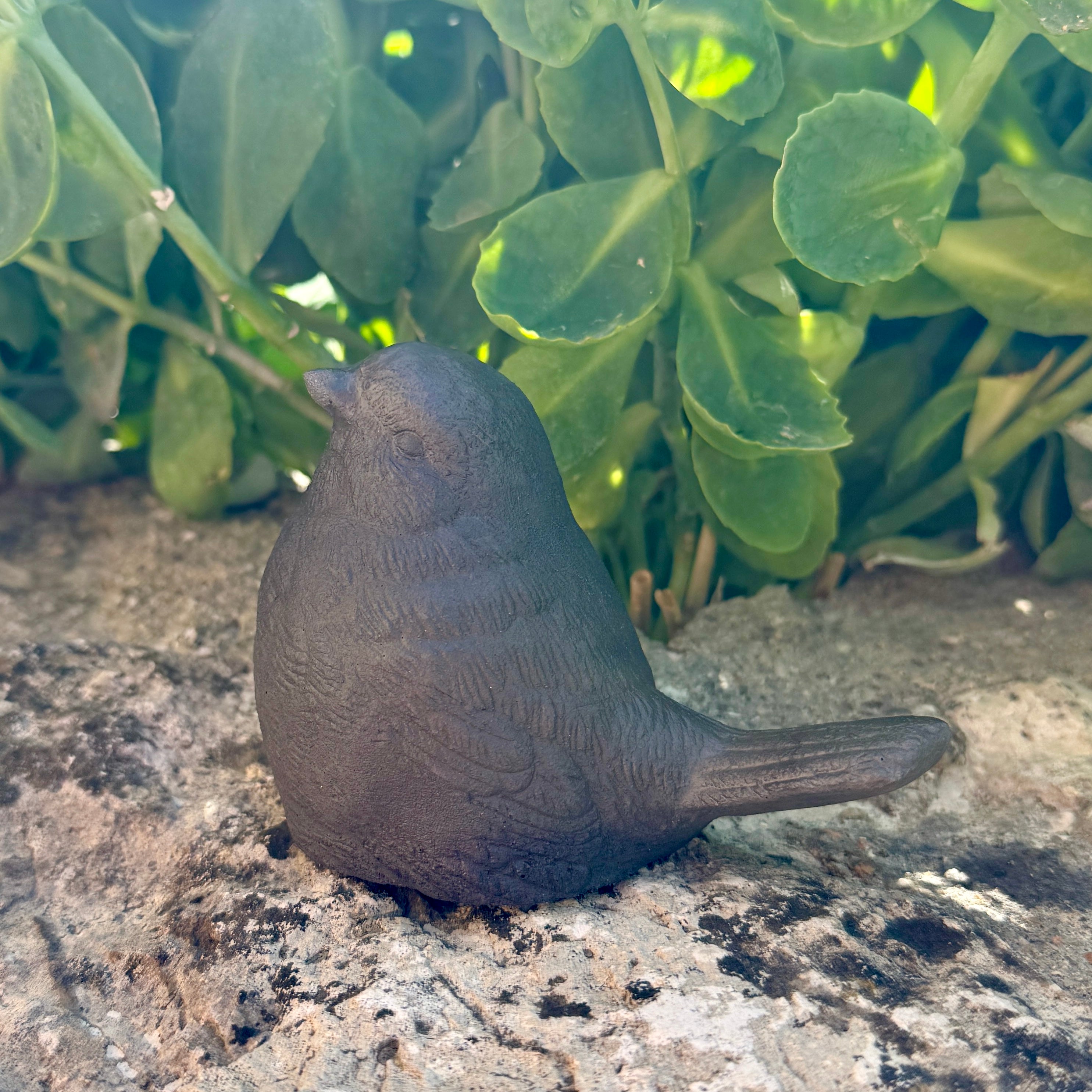 Oiseau noir-Décoration en béton Artisanal