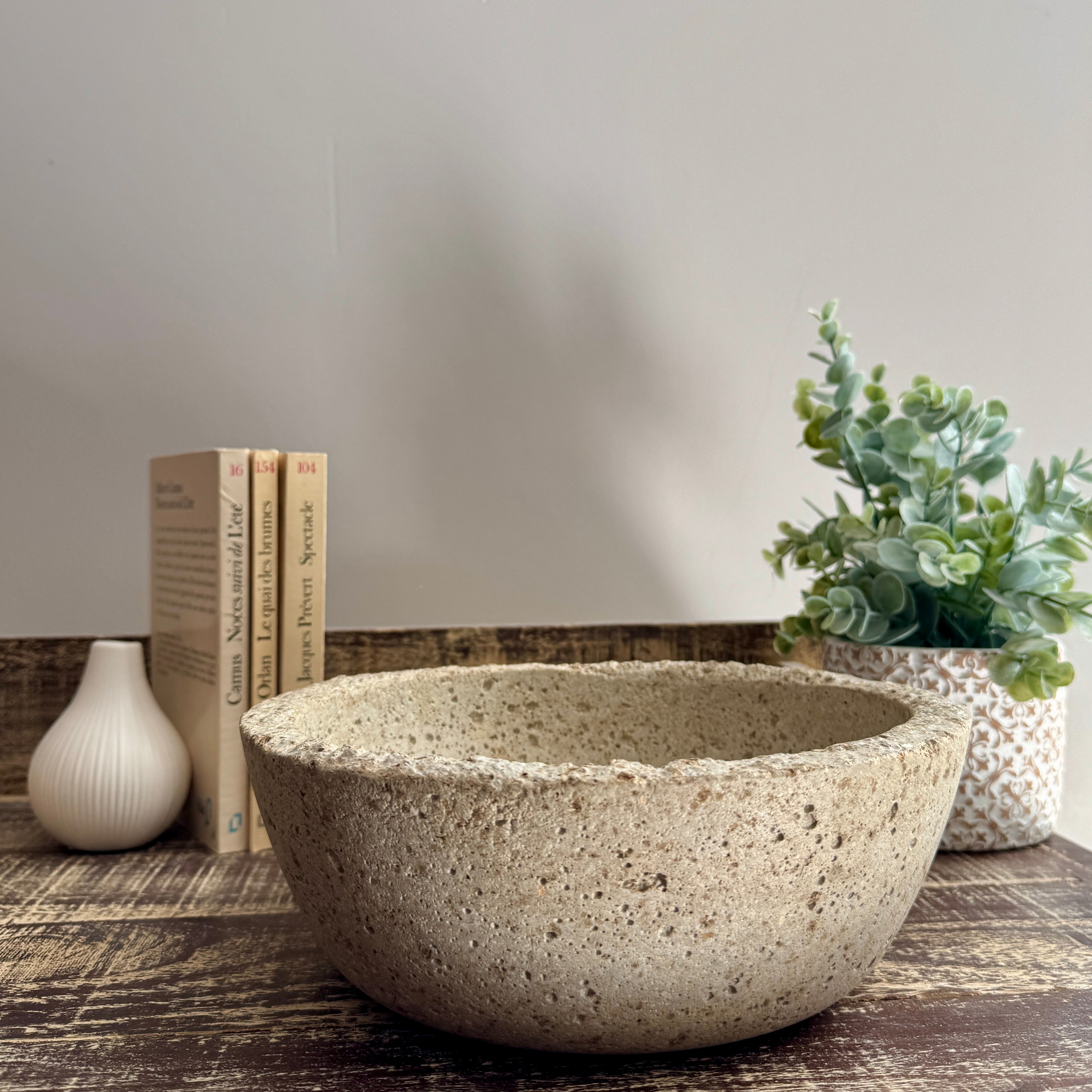 Bol en hypertufa - Silhouette épurée & grains de sable